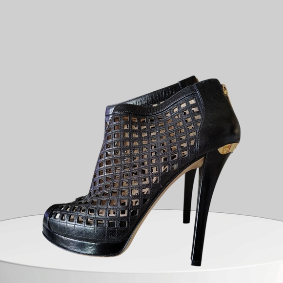 Michael Kors Black Peep-Toe Heels with Gold Zipper - Picture 5 of 11